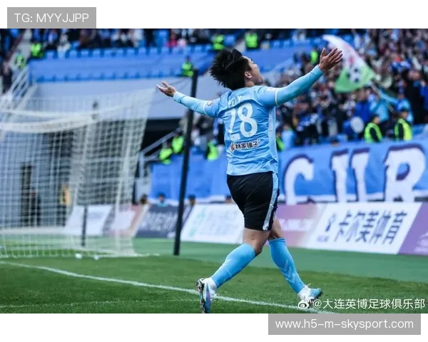 大连英博保级压力加大，吕鹏稳定军心