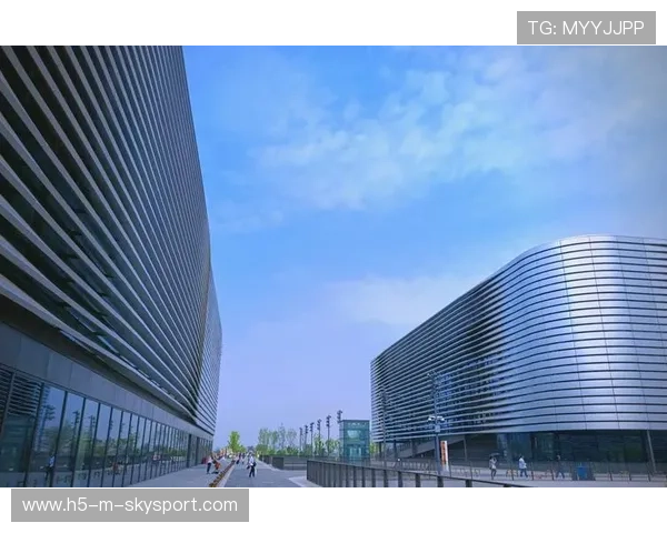 成都东安湖体育公园:大运会的“飞碟”场馆 成都东安湖体育公园:大运会的“飞碟”场馆